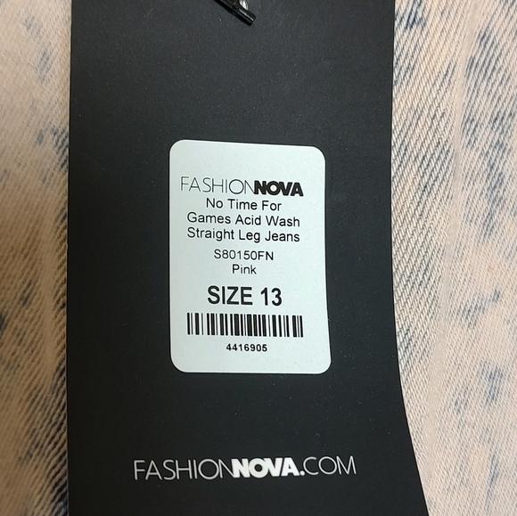 Fashion Nova No Time For Games Pink Acid Wash Relaxed Straight Leg Jeans - Picture 4 of 6